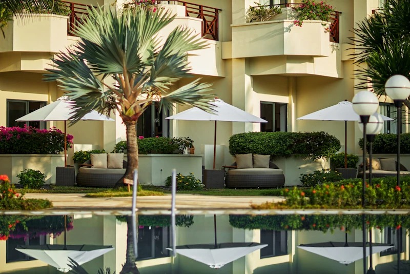 絶景から癒やしまで。ビーチつきの5つ星ホテルでぜいたくな滞在を!ビジネスクラス利用