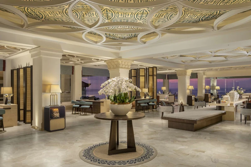 トランジットでシンガポール観光も！設備が充実する大型の5つ星ホテルにステイ