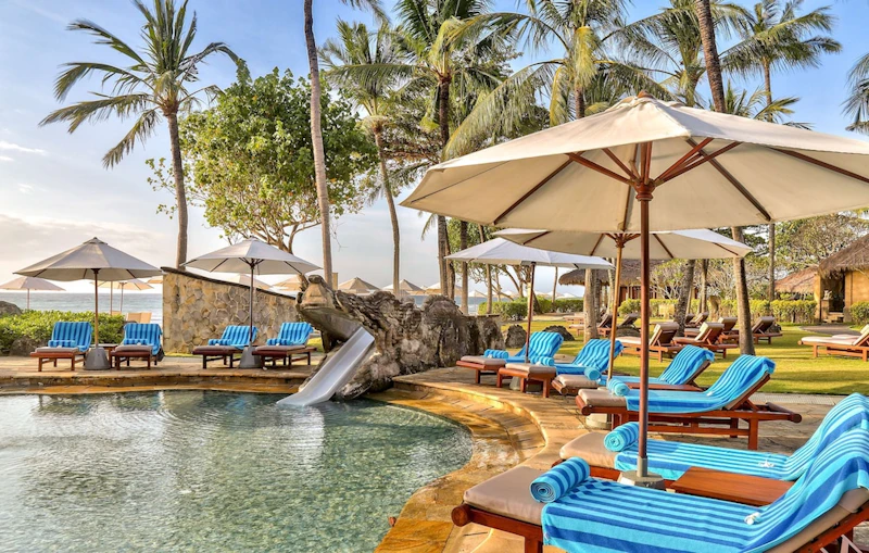 ビジネスクラスで行く!インド洋の絶景を見わたすロケーションが自慢のホテルに宿泊