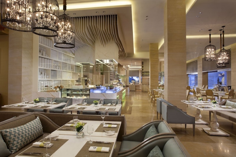 ビジネスクラスで行く！スパやギフトショップ併設の5つ星リゾートホテルに宿泊