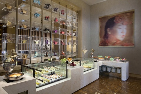 ビジネスクラスで行く!贅をつくした空間が魅力の5つ星リゾートホテルにステイ