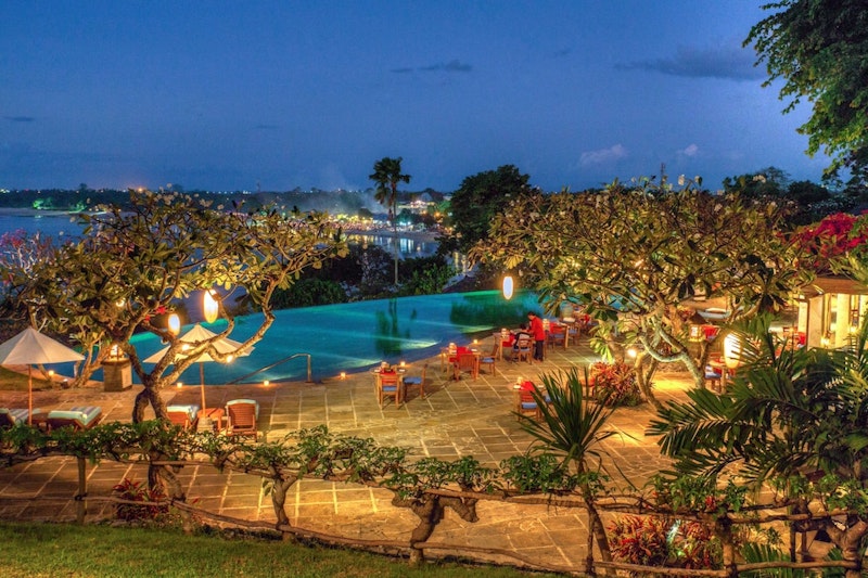 プライベートプールつきヴィラ！豪華な施設や充実のアクティビティがそろったリゾート泊