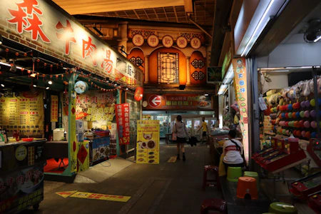 台中半日観光ツアーつき＆台中から台北への移動は新幹線！コスパよしの快適プラン